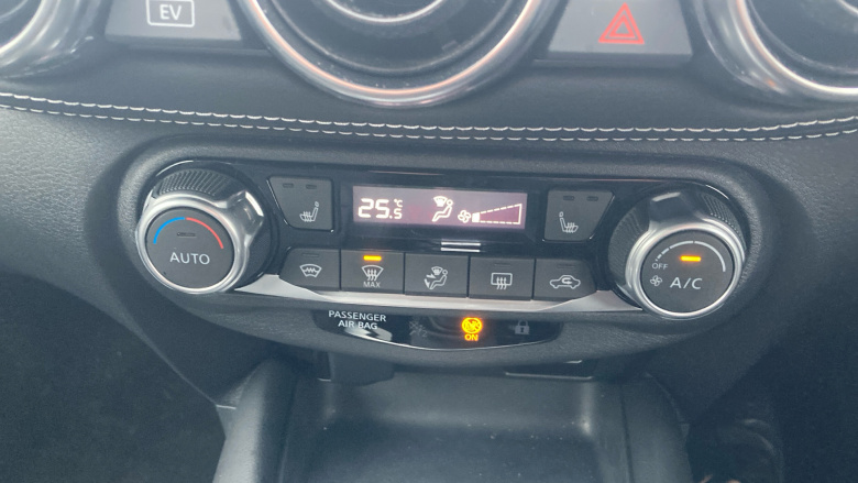 Nissan Juke 1.6 Hybrid Tekna 5dr Auto Hybrid Hatchback